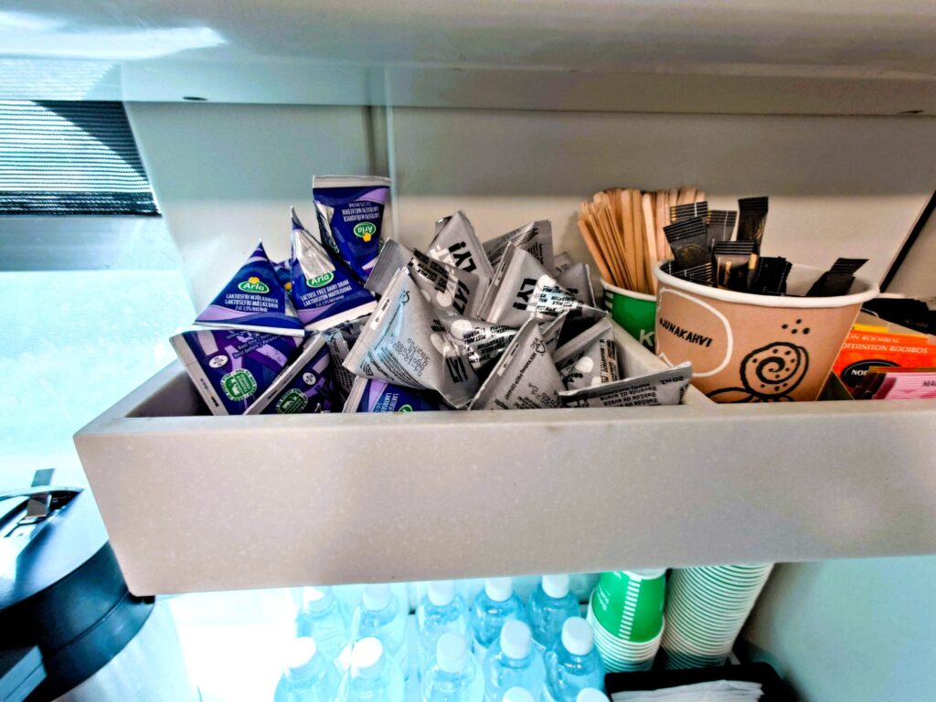 フィンランド鉄道 VR 1等車 ドリンクセルフサービス ホットドリンク用ミルク