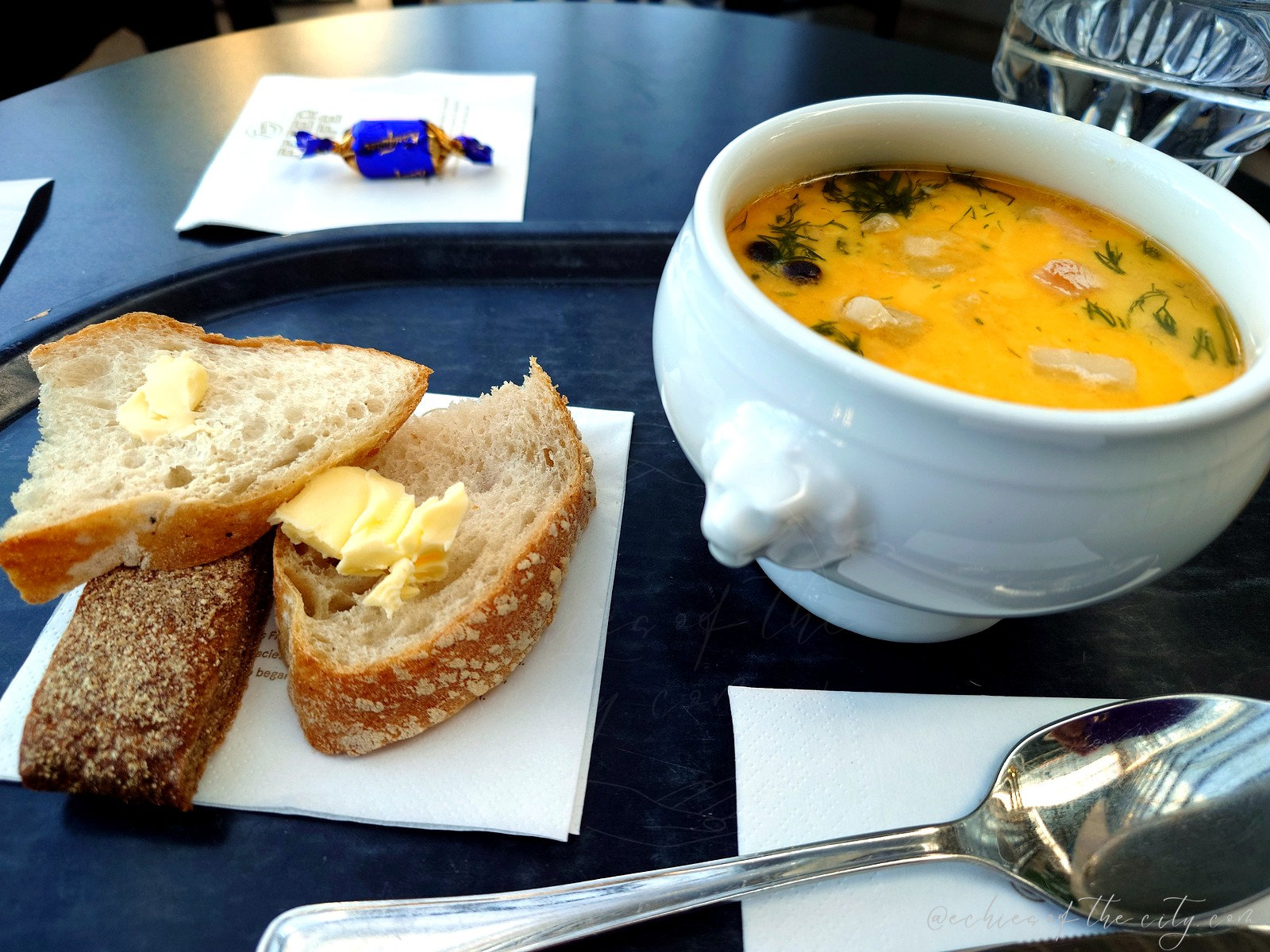 スープとパンのカフェランチ